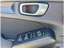 Vehicle Thumb #28