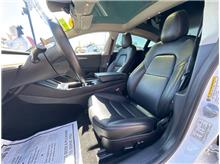 Vehicle Thumb #21