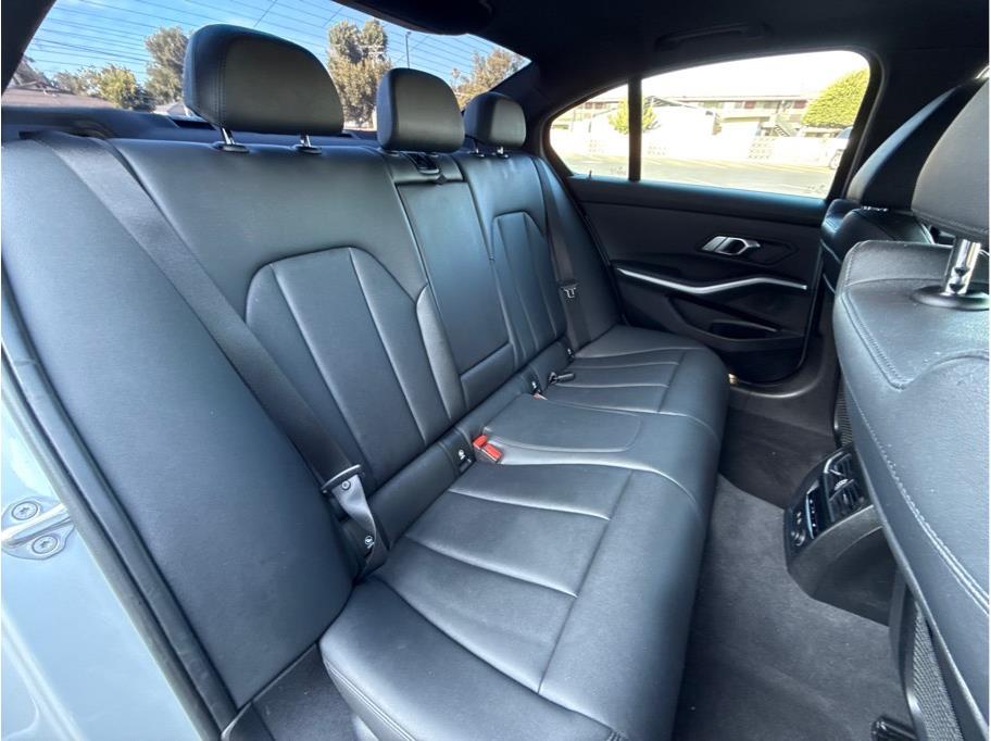 2019 BMW 3 Series 330i - Photo 14