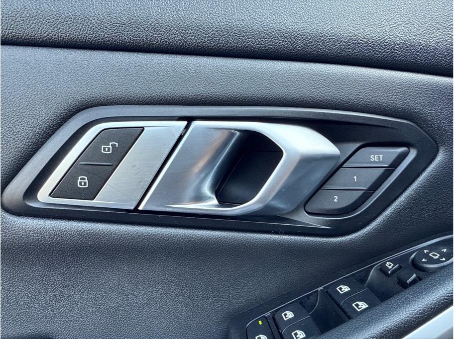 2019 BMW 3 Series 330i - Photo 19