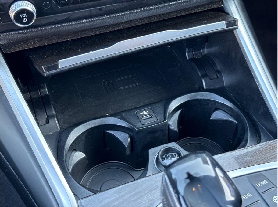 2019 BMW 3 Series 330i - Photo 26
