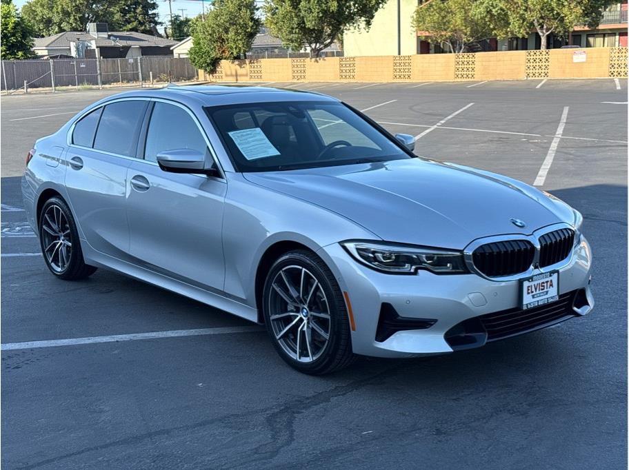 2019 BMW 3 Series 330i - Photo 3