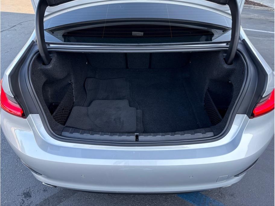 2019 BMW 3 Series 330i - Photo 39