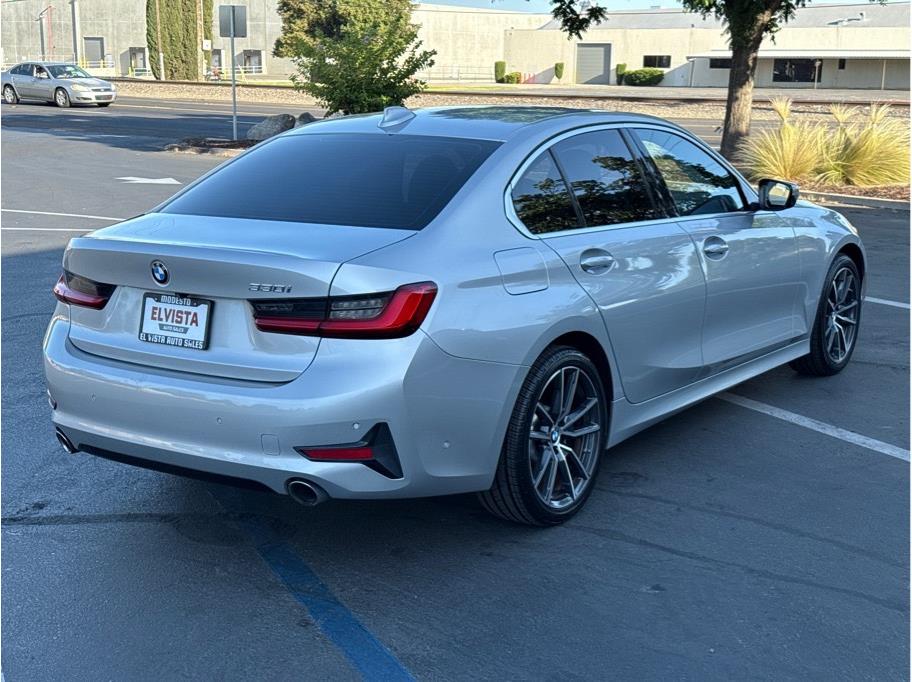 2019 BMW 3 Series 330i - Photo 6