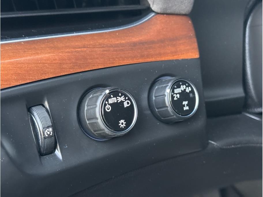 2019 Cadillac Escalade Luxury - Photo 25