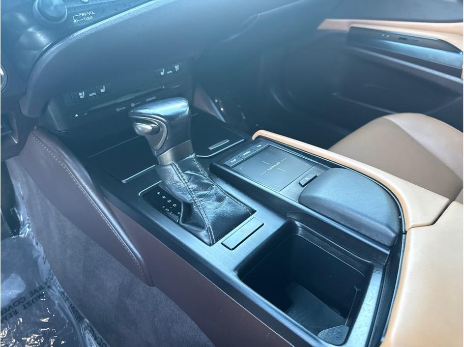 2019 Lexus ES 350 - Photo 29