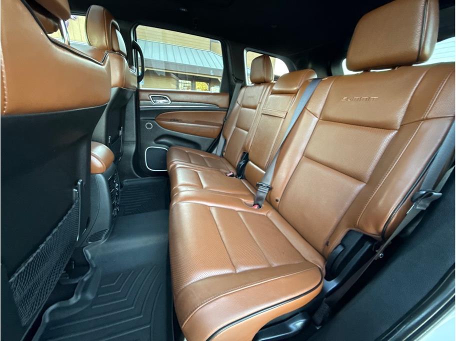 2020 Jeep Grand Cherokee Summit - Photo 10