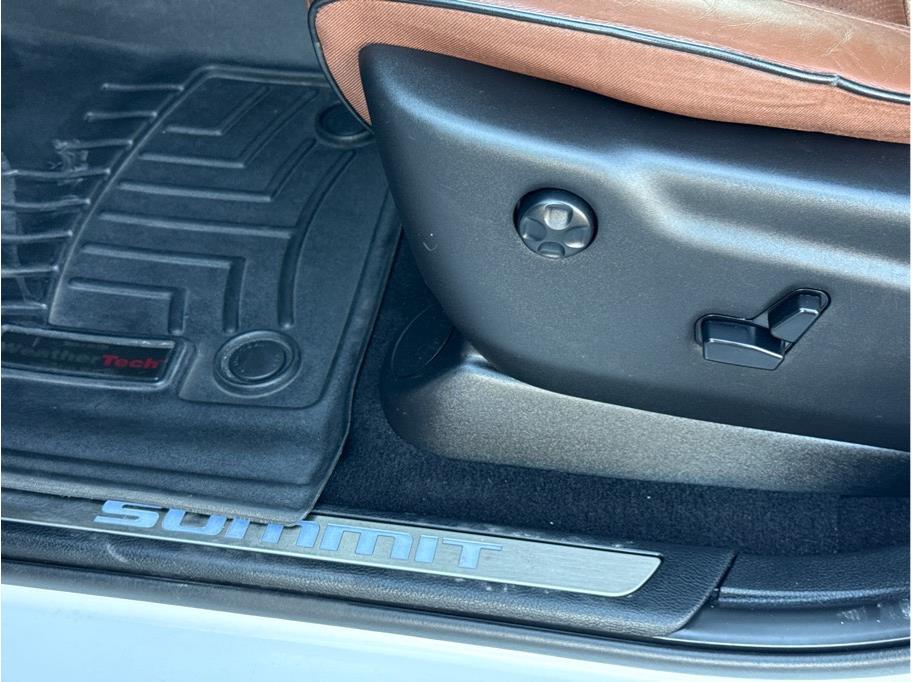 2020 Jeep Grand Cherokee Summit - Photo 24