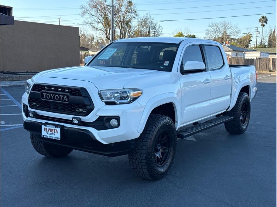 2017 Toyota Tacoma SR5