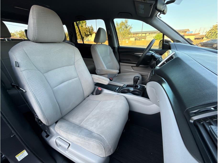 2016 Honda Pilot EX - Photo 12
