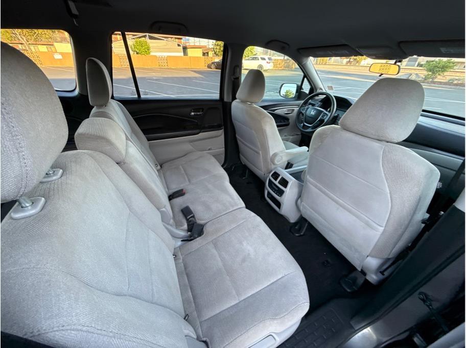 2016 Honda Pilot EX - Photo 13
