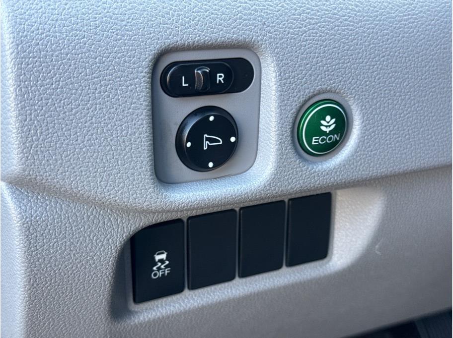 2016 Honda Pilot EX - Photo 22