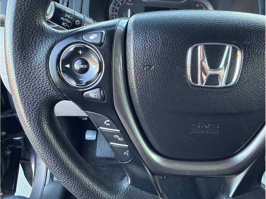 2016 Honda Pilot EX - Photo 23