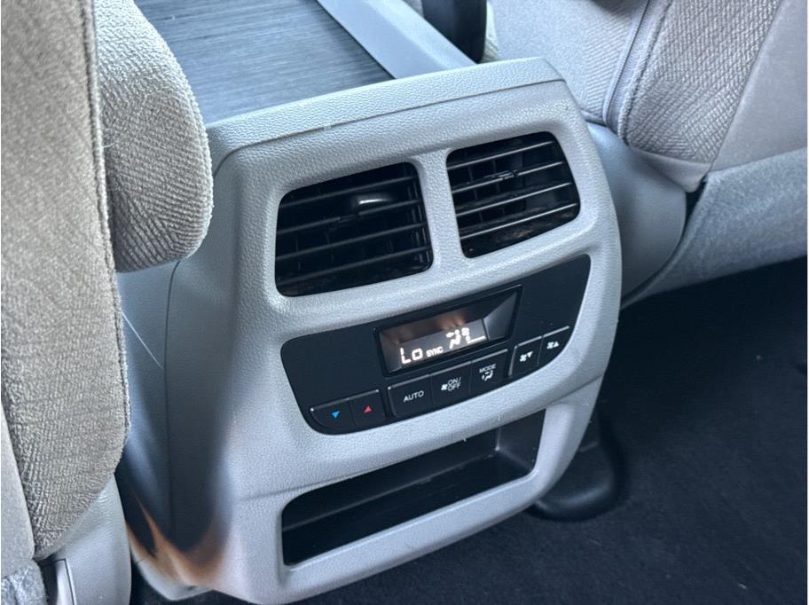 2016 Honda Pilot EX - Photo 32