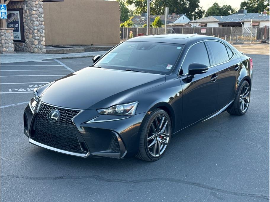 2020 Lexus IS
