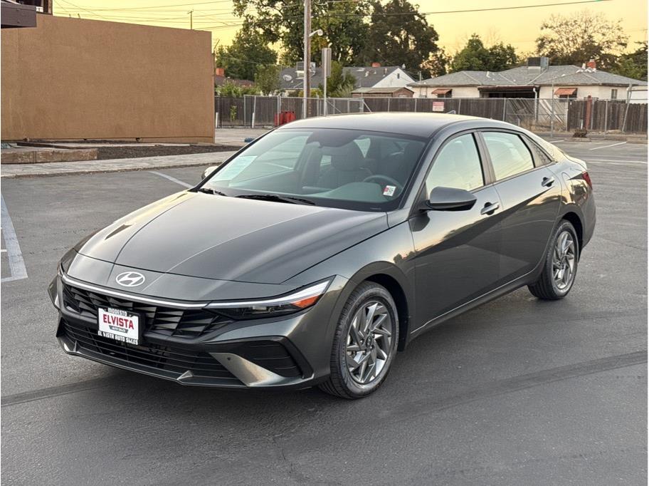 2025 Hyundai Elantra Hybrid
