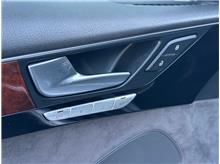 Vehicle Thumb #21