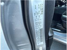 Vehicle Thumb #38