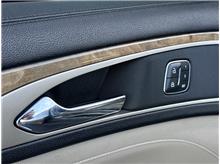 Vehicle Thumb #24