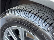 Vehicle Thumb #43