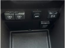 Vehicle Thumb #32
