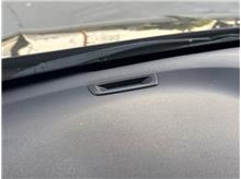 Vehicle Thumb #37