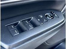 Vehicle Thumb #20