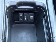 Vehicle Thumb #32