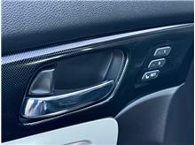 Vehicle Thumb #18