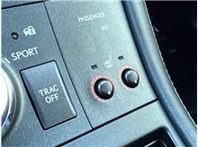 Vehicle Thumb #30