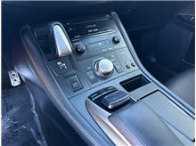 Vehicle Thumb #70