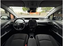Vehicle Thumb #15