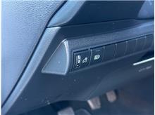 Vehicle Thumb #22