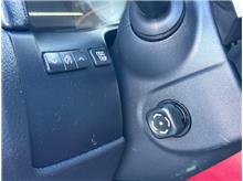 Vehicle Thumb #23