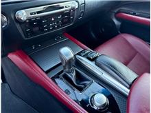 Vehicle Thumb #26