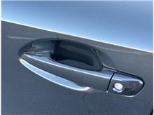Vehicle Thumb #18
