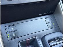 Vehicle Thumb #28