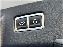 Vehicle Thumb #51