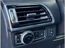 Vehicle Thumb #22