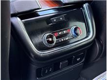 Vehicle Thumb #36