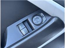 Vehicle Thumb #15