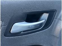 Vehicle Thumb #21