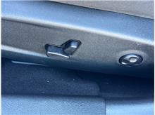 Vehicle Thumb #21