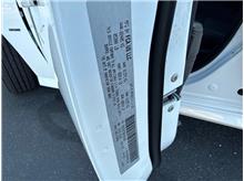 Vehicle Thumb #35