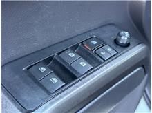 Vehicle Thumb #20