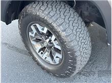 Vehicle Thumb #32