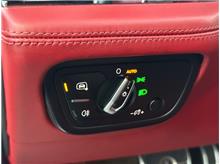 Vehicle Thumb #24