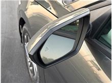 Vehicle Thumb #17
