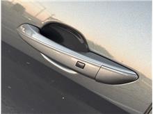 Vehicle Thumb #18