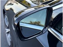 Vehicle Thumb #17